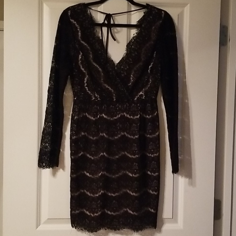 Sexy Lace Dress with low back NWT